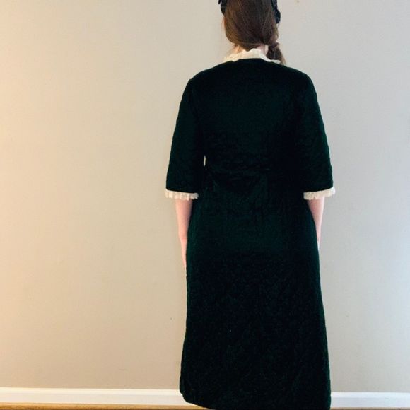 Vintage Green Quilted Velvet Jacket - Picture 11 of 16
